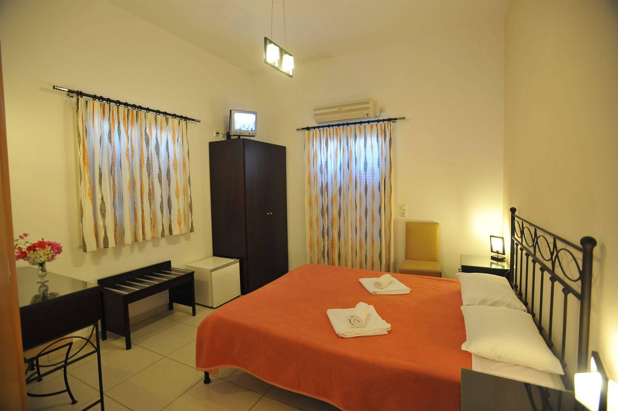Stelios Place Perissa  Exterior photo