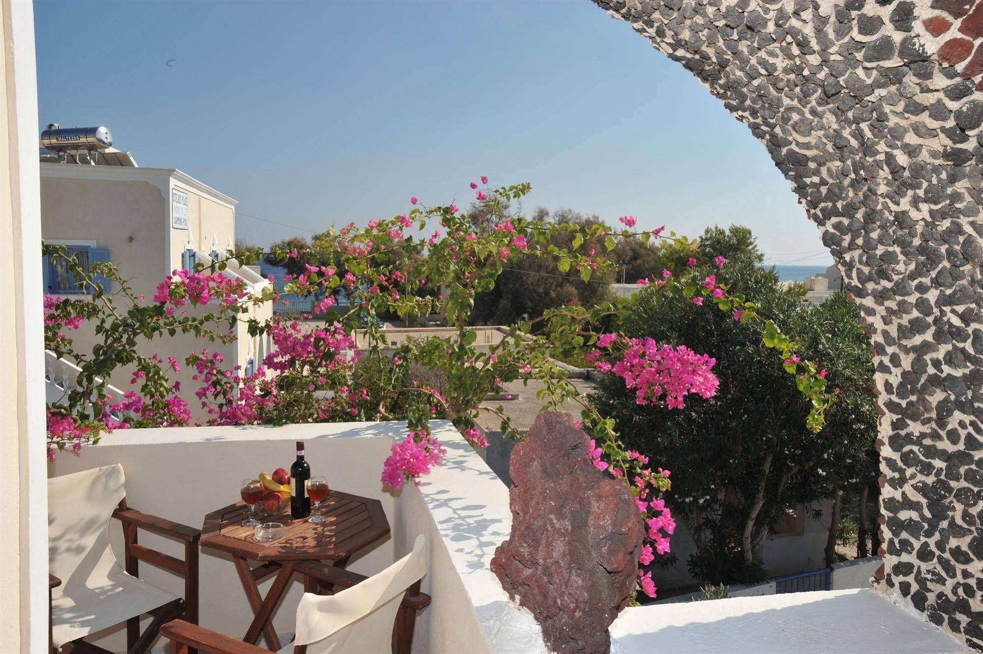 Stelios Place Perissa  Exterior photo